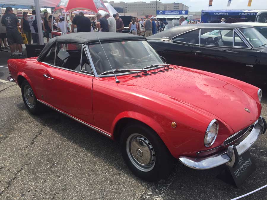 Fiat 124 Spyder